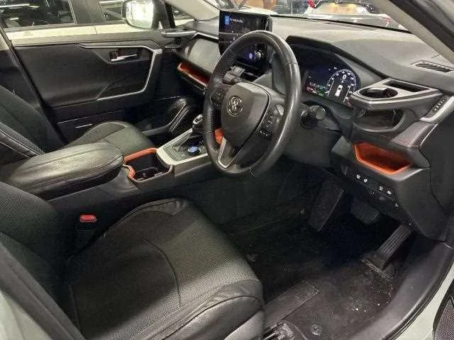 Toyota RAV4 2024 — миниатюра 4