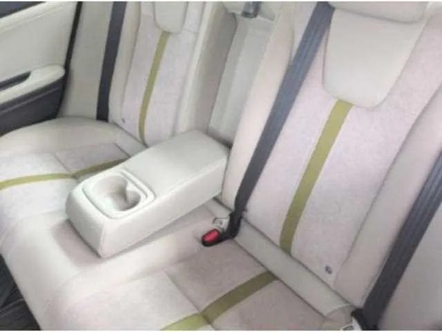 Honda Insight 2022 — миниатюра 4