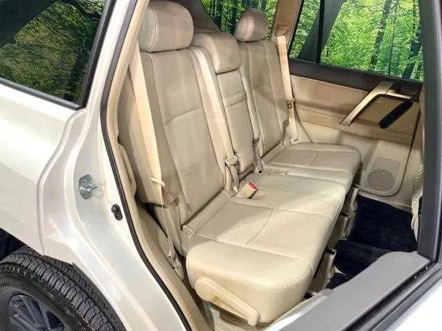 Toyota Land Cruiser Prado 2023 — миниатюра 3