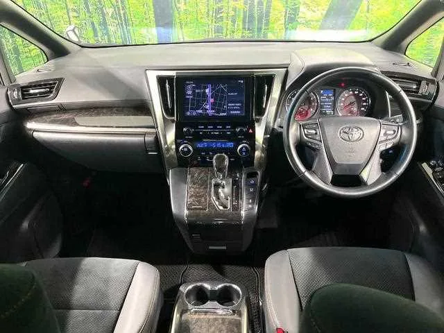 Toyota Alphard G 2022 — миниатюра 2