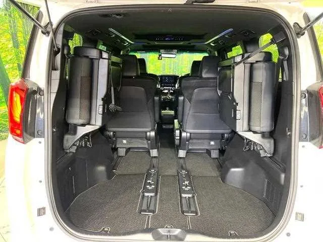 Toyota Alphard G 2022 — миниатюра 4
