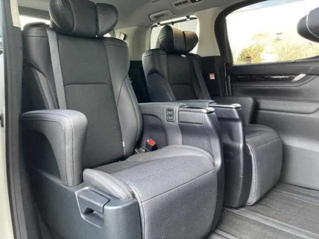 Toyota Alphard G 2023 — миниатюра 5