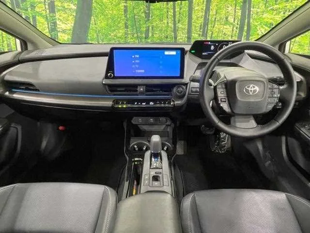 Toyota Prius 2025 — миниатюра 2