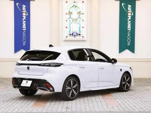 Peugeot 308 2025 — миниатюра 2