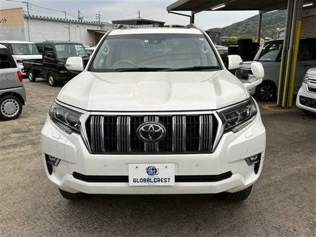 Toyota Land Cruiser Prado 2023 — миниатюра 4