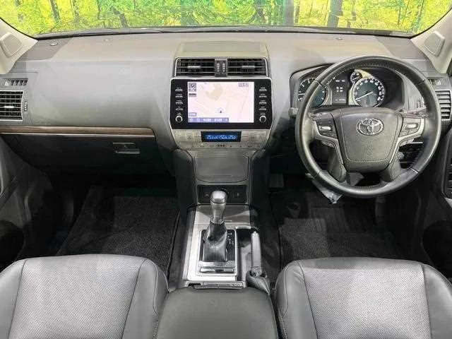 Toyota Land Cruiser Prado 2023 — миниатюра 2