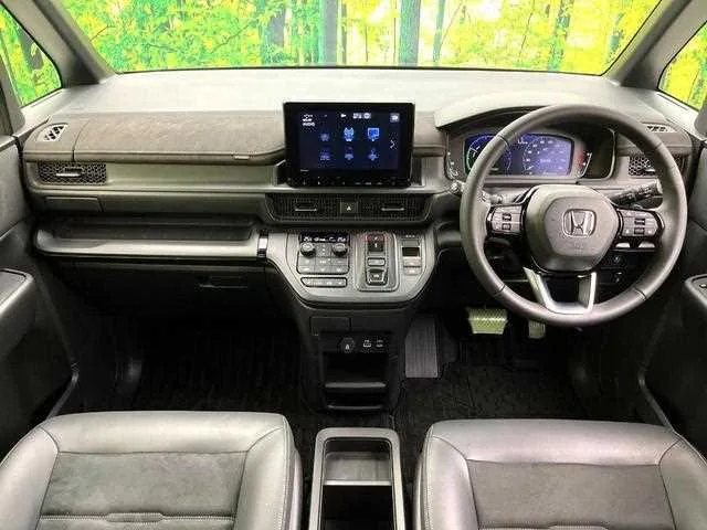 Honda Step WGN 2023 — миниатюра 2