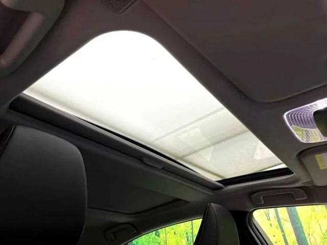 Toyota Prius 2023 — миниатюра 3