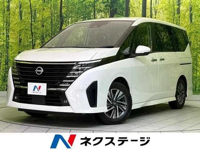 Nissan Serena 2023 — фото 1, купить с доставкой в Москву