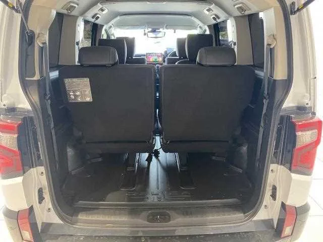 Mitsubishi Delica D5 2026 — миниатюра 4