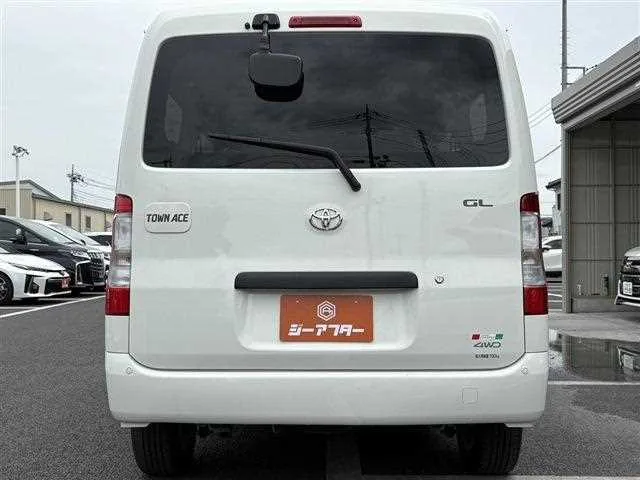 Toyota Townace Van 2024 — миниатюра 4
