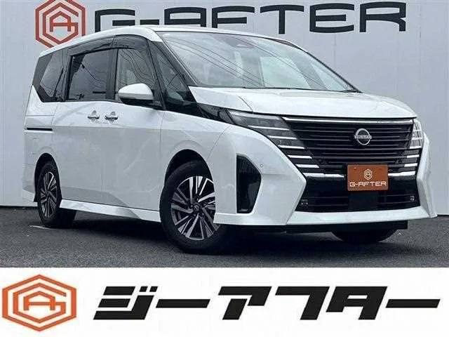 Nissan Serena 2023 — фото 1, купить с доставкой в Москву