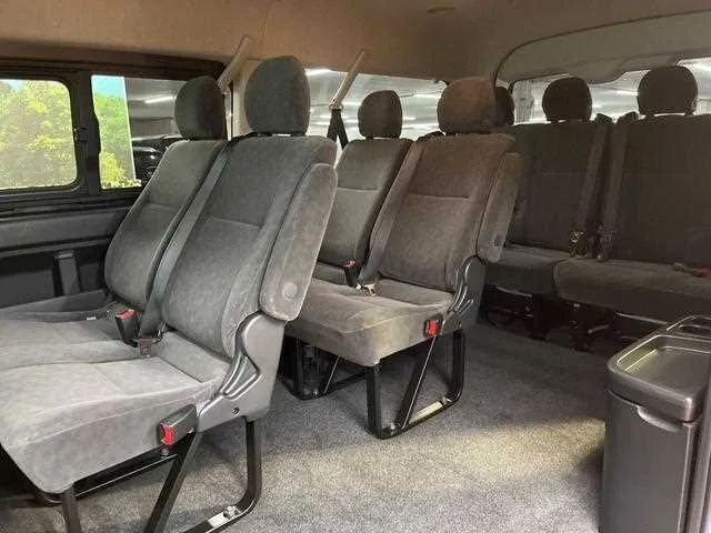 Toyota Hiace Wagon 2023 — миниатюра 4