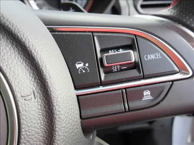 Suzuki Swift ZC33S Final Edition 2025 — миниатюра 3