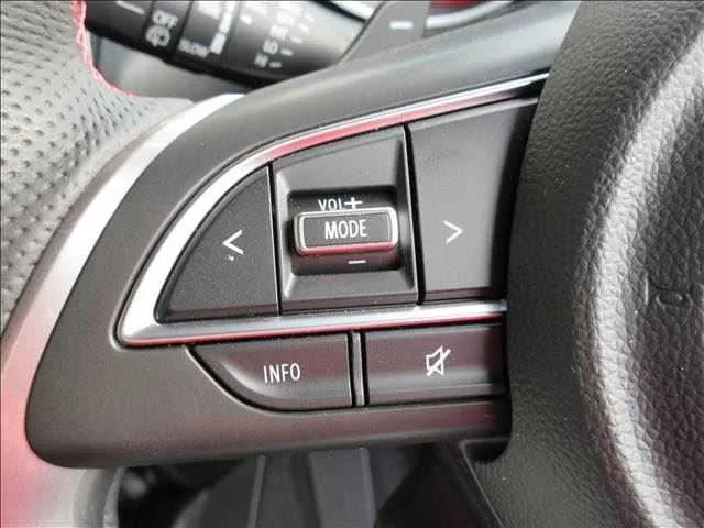 Suzuki Swift ZC33S Final Edition 2025 — миниатюра 5