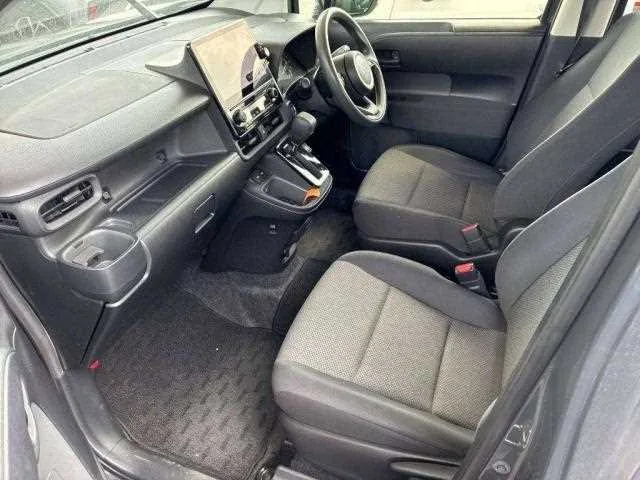 Toyota Sienta 2023 — миниатюра 4