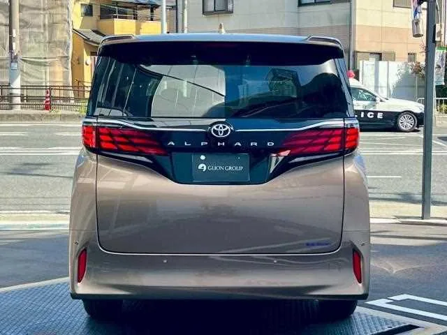 Toyota Alphard G 2026 — миниатюра 3