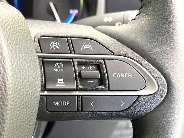Toyota Voxy 2025 — миниатюра 3