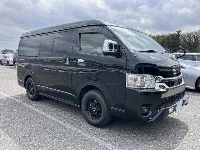 Toyota Hiace Van 2024 — фото 1, купить с доставкой в Москву