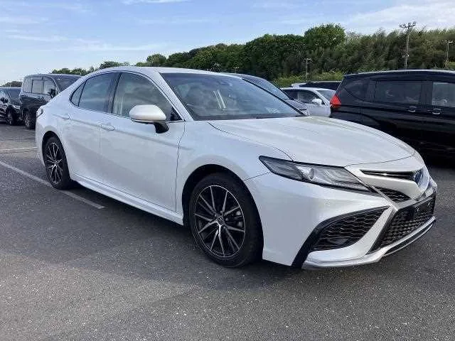 Toyota Camry 2023 — фото 1, купить с доставкой в Москву