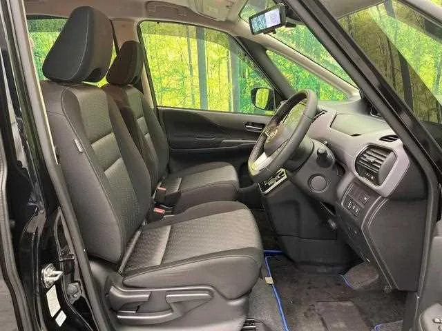 Nissan Serena 2022 — миниатюра 3
