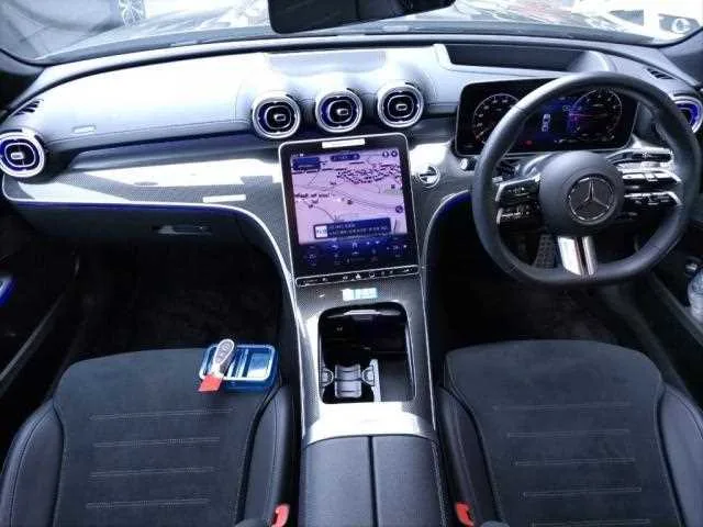 Mercedes-Benz C-Class 2024 — миниатюра 3