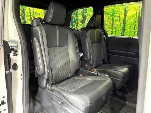 Toyota Noah 2024 — миниатюра 4