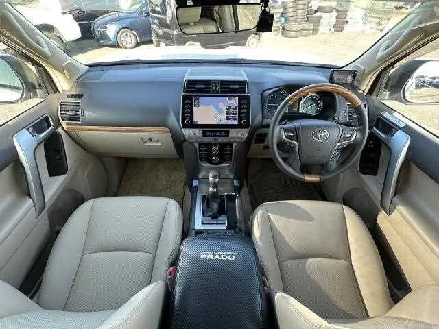Toyota Land Cruiser Prado 2022 — миниатюра 3