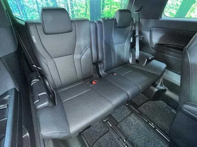 Toyota Alphard Hybrid 2024 — миниатюра 4