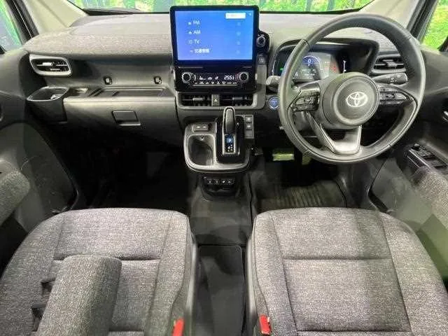 Toyota Sienta 2024 — миниатюра 2