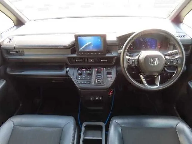 Honda Step WGN 2022 — миниатюра 2