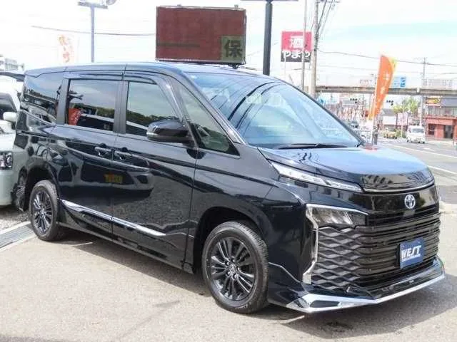 Toyota Voxy 2025 — миниатюра 4