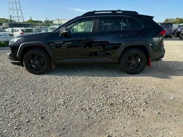 Toyota RAV4 2022 — миниатюра 4