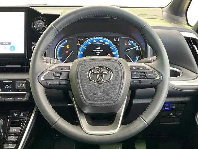 Toyota Voxy 2025 — миниатюра 4