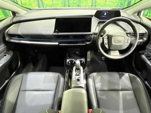 Toyota Prius 2025 — миниатюра 2