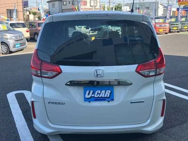 Honda Freed 2023 — миниатюра 2