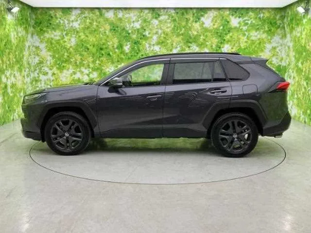 Toyota RAV4 2023 — миниатюра 2