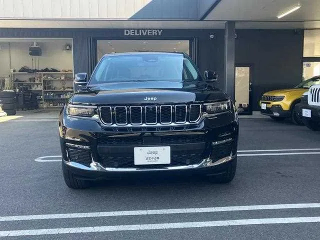 Jeep Grand Cherokee 2024 — миниатюра 2