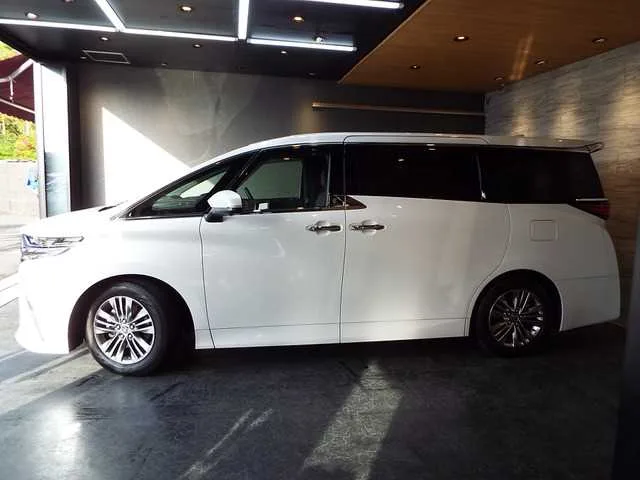 Toyota Alphard G 2024 — миниатюра 2