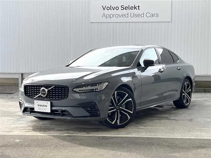 Volvo S90 2023 — фото 1, купить с доставкой в Москву
