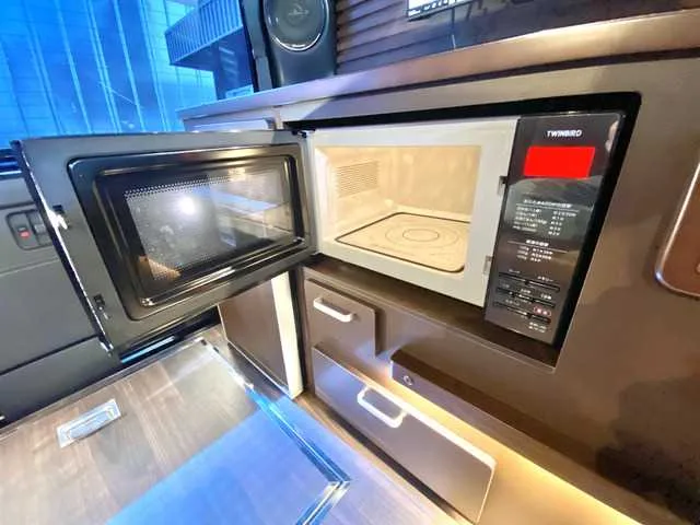 Toyota Hiace Wagon 2024 — миниатюра 3