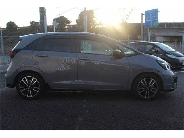 Honda Fit 2023 — миниатюра 4