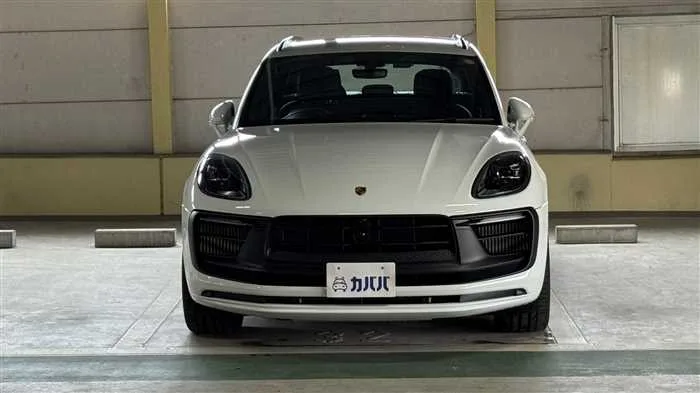 Porsche Macan GTS 2023 — миниатюра 2