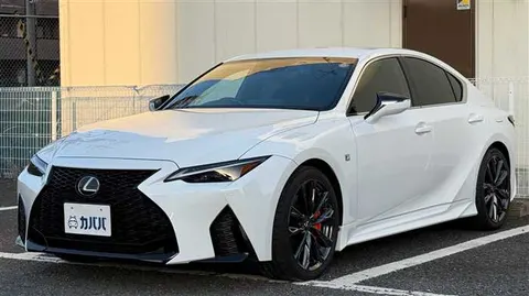 Lexus IS 2022 купить в Москве