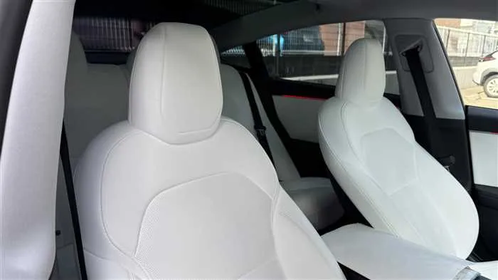 Tesla Motors Others RWD 2024 — миниатюра 5
