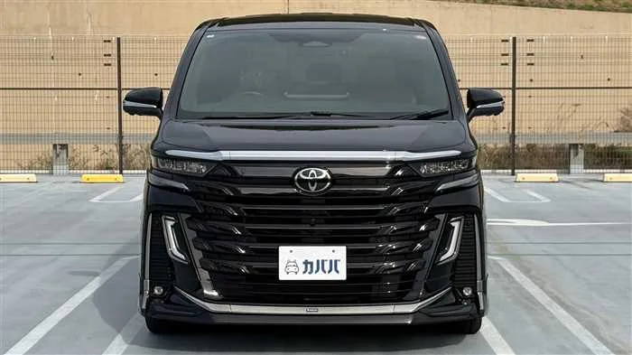 Toyota Vellfire Z 2024 — миниатюра 2