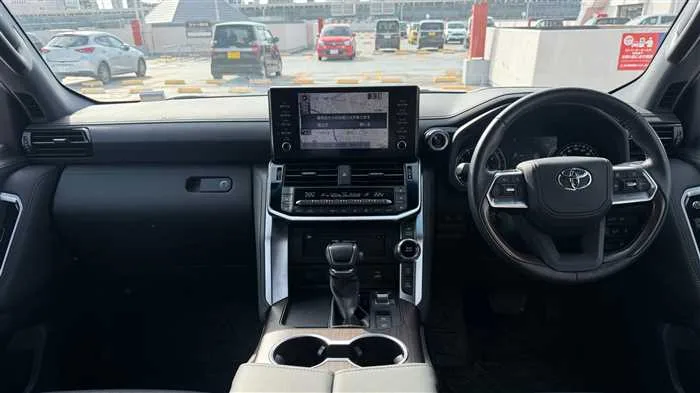 Toyota Land Cruiser VX 2023 — миниатюра 5