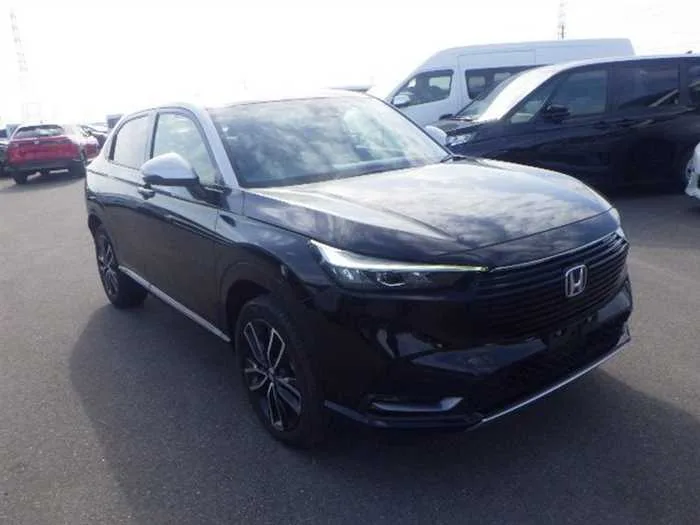 Honda VEZEL e:HEV Play 2023 — фото 1, купить с доставкой в Москву