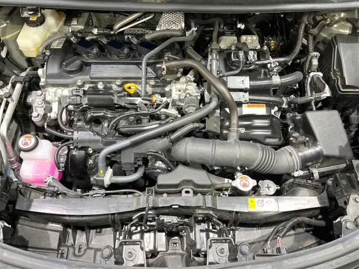 Toyota Sienta 2025 — миниатюра 5