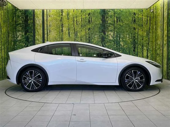 Toyota Prius 2023 — миниатюра 4